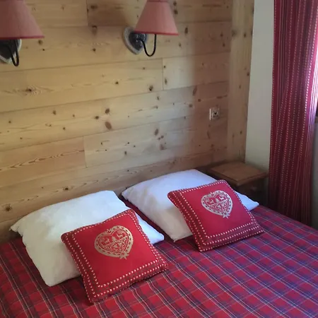 Apartment Duplex 3 Pour 6 Personnes Avec Balcon A Valloire, 400m Des Pistes - Fr-1-263-297 Valloire