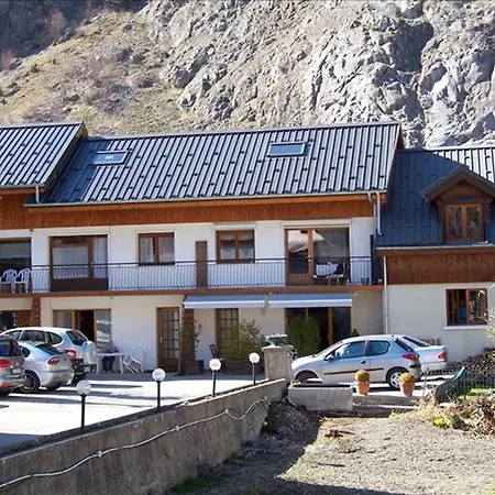 Apartment Duplex 3 Pour 6 Personnes Avec Balcon A Valloire, 400m Des Pistes - Fr-1-263-297 Valloire